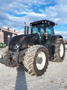 VALTRA S374